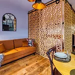 Ostoja Vip Z Sauna, Strefa Relaksu I Pokojem Zabaw By Royal Aparts * 斯克拉斯卡波伦巴