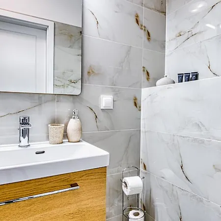 Ostoja Vip Ze Strefą Relaksu I Pokojem Zabaw By Royal Aparts