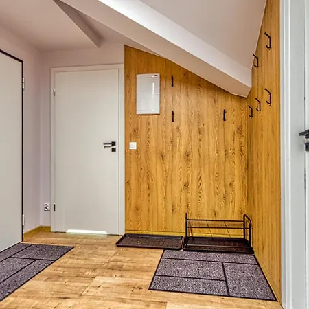 Ostoja Vip Z Sauna, Strefa Relaksu I Pokojem Zabaw By Royal Aparts Schreiberhau