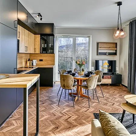 Ostoja Vip Z Sauna, Strefa Relaksu I Pokojem Zabaw By Royal Aparts * Sklářská Poruba