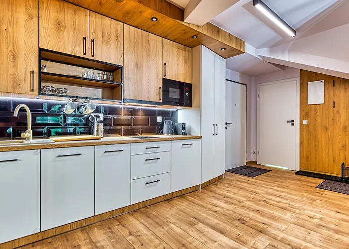 Ostoja Vip Z Sauna, Strefa Relaksu I Pokojem Zabaw By Royal Aparts * Sklářská Poruba