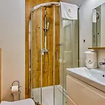Ostoja Vip Z Sauna, Strefa Relaksu I Pokojem Zabaw By Royal Aparts *