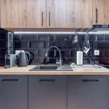 Ostoja Vip Z Sauna, Strefa Relaksu I Pokojem Zabaw By Royal Aparts