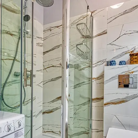 Ostoja Vip Ze Strefa Relaksu I Pokojem Zabaw By Royal Aparts