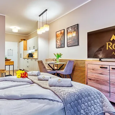 Ostoja Vip Z Basenem, Sauna, Strefa Relaksu, Pokojem Zabaw I Parkiem By Royal Aparts شقة *