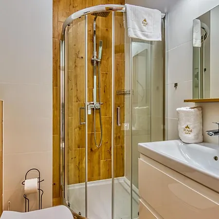 Ostoja Vip Z Sauna, Strefa Relaksu I Pokojem Zabaw By Royal Aparts *