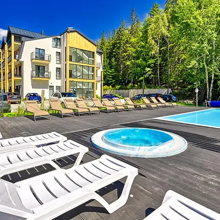 Ostoja Vip Z Basenem, Sauna, Jacuzzi, Strefa Relaksu, Pokojem Zabaw I Wlasnym Parkiem By Royal Aparts Апартаменты
