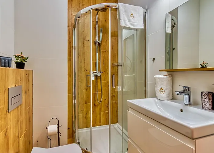 Ostoja Vip Z Sauna, Strefa Relaksu I Pokojem Zabaw By Royal Aparts *